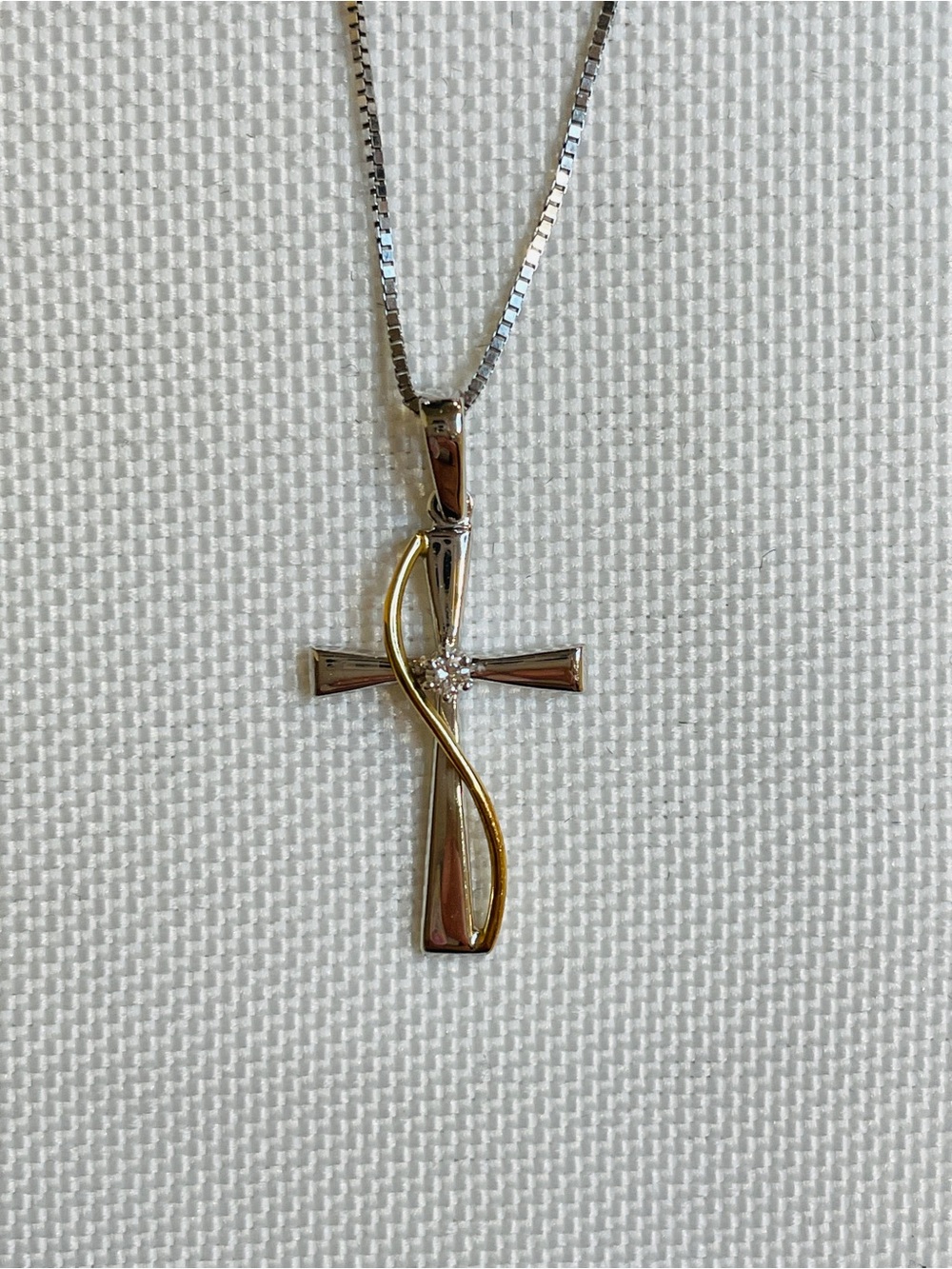 14K Two Tone Gold Diamond Cross Pendant Necklace